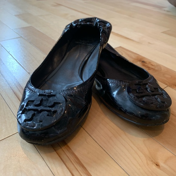 Tory Burch Shoes - Tory Burch black ballet flat